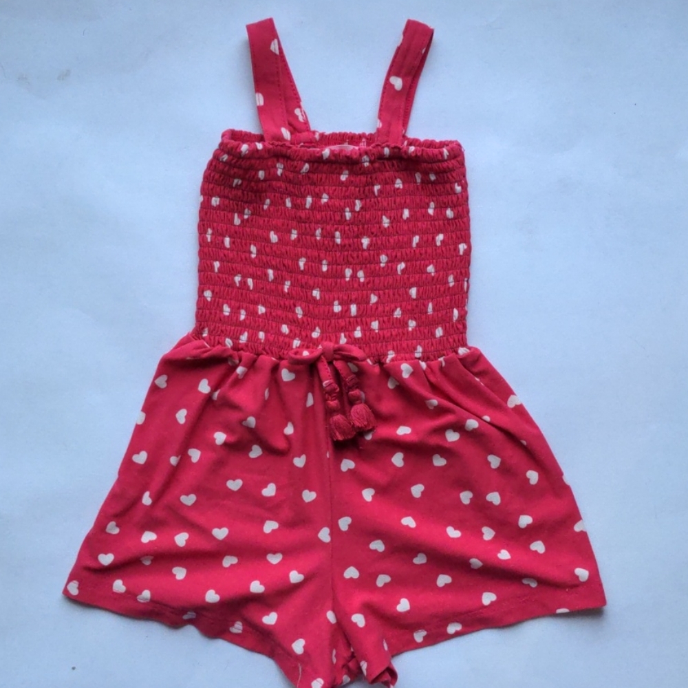4T Onesie Short Red & White 🤍 1st Kiss Girls